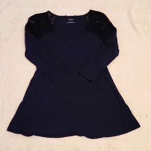 Motherhood Maternity lace‎ blouse